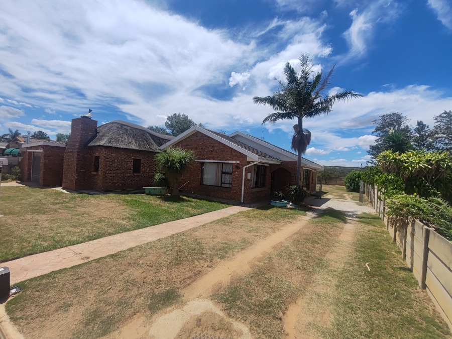 3 Bedroom Property for Sale in Retief Eastern Cape